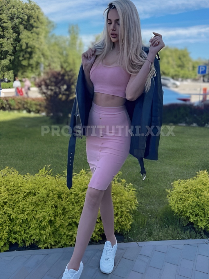 Галя привлекальеная девушка из Балезино цена от 1500 руб