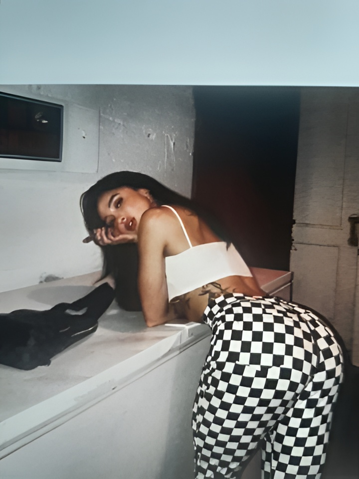 Снежана привлекальеная девушка из Балезино цена от 10000 руб