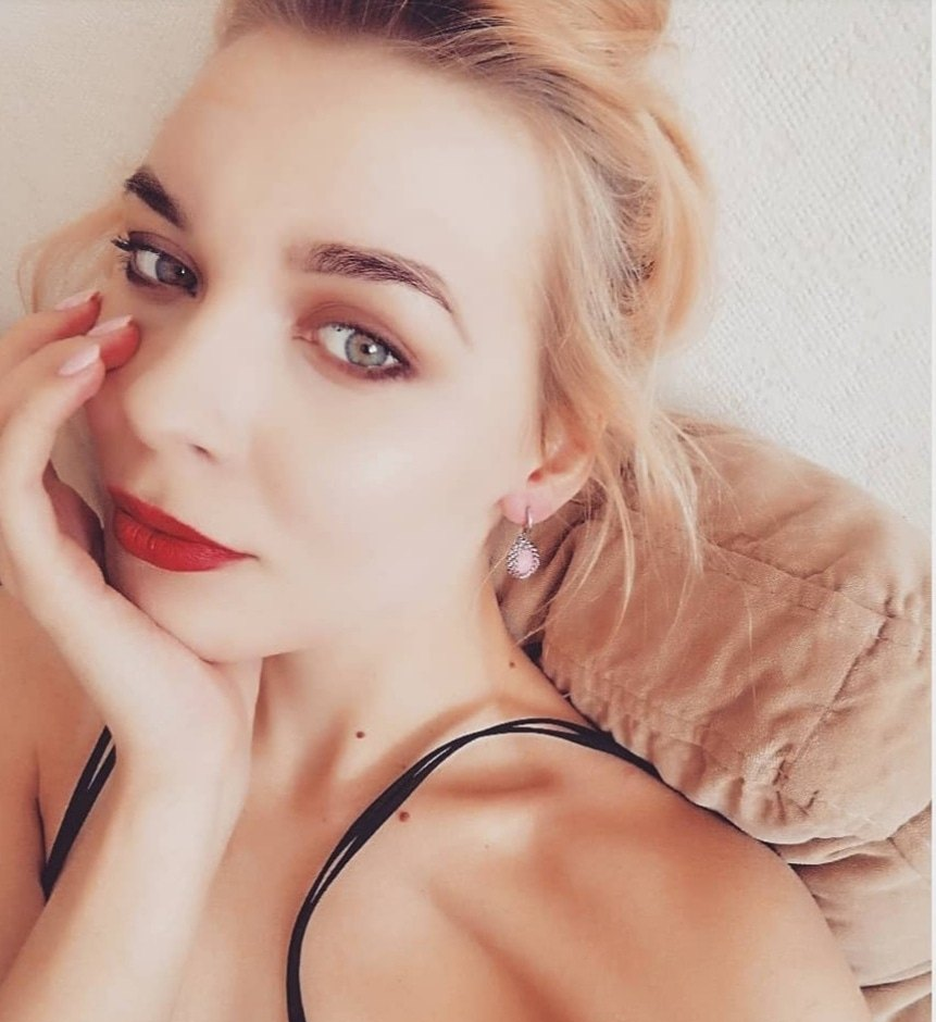 Ольга привлекальеная девушка из Балезино цена от 3500 руб