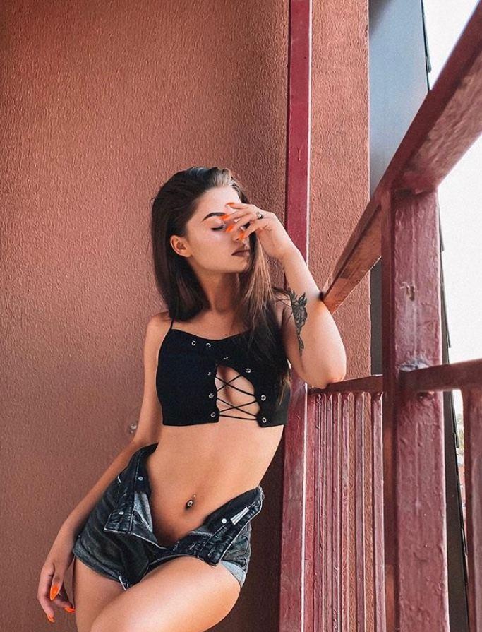 🎥 Лайма привлекальеная девушка из Балезино цена от 5000 руб