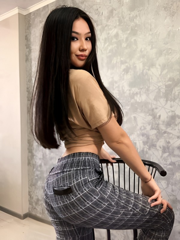 Мария привлекательная девушка из Балезино цена от 2000 руб