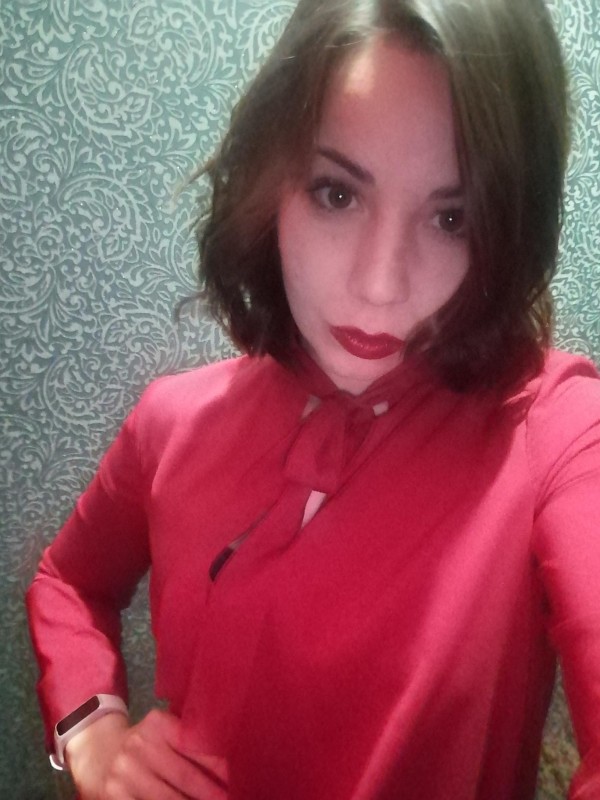 Марина привлекательная девушка из Балезино цена от 3500 руб